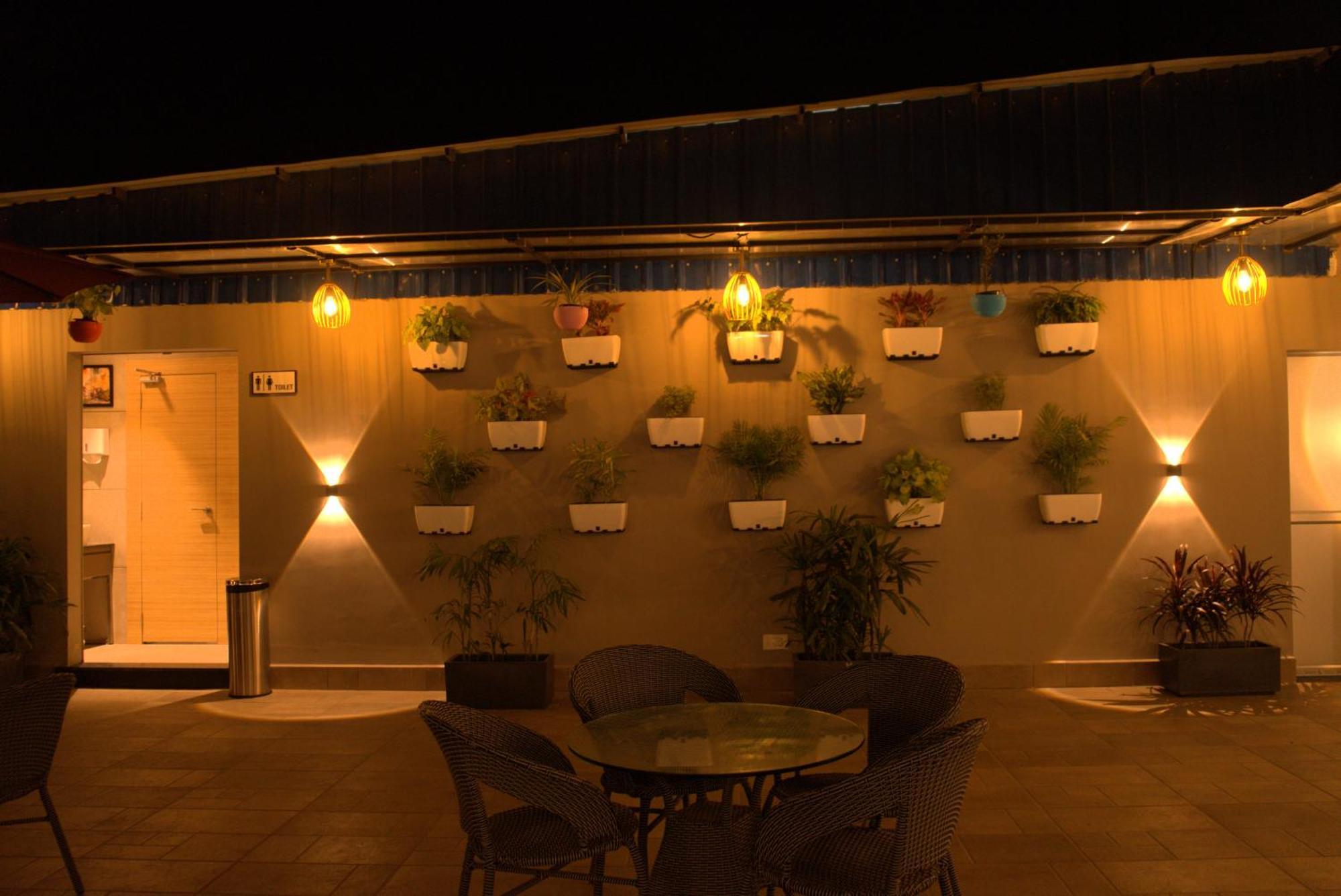 Hotel Tanisha Kishanganj Exterior photo
